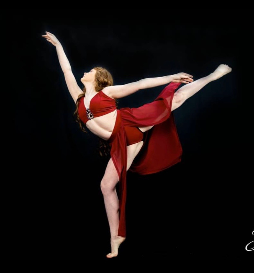 ballet dancer portrait studio